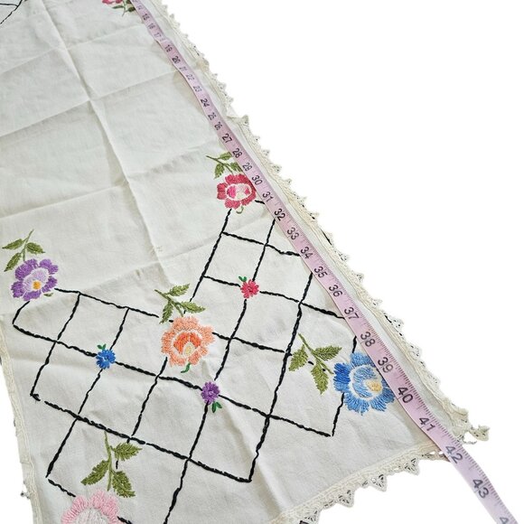 Vintage Hand Embroidered Table Runner Floral 45x13 - Picture 6 of 8
